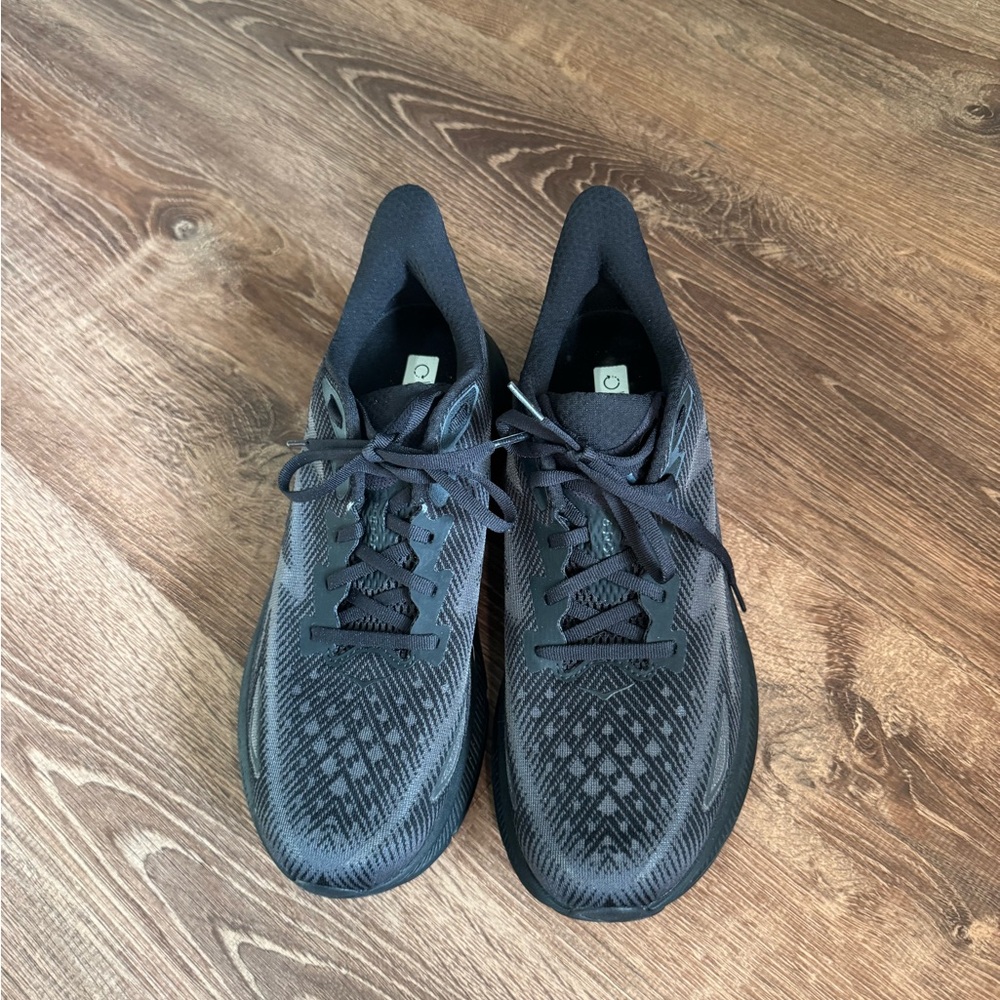 Hoka Clifton 9 Black Athletic Shoes